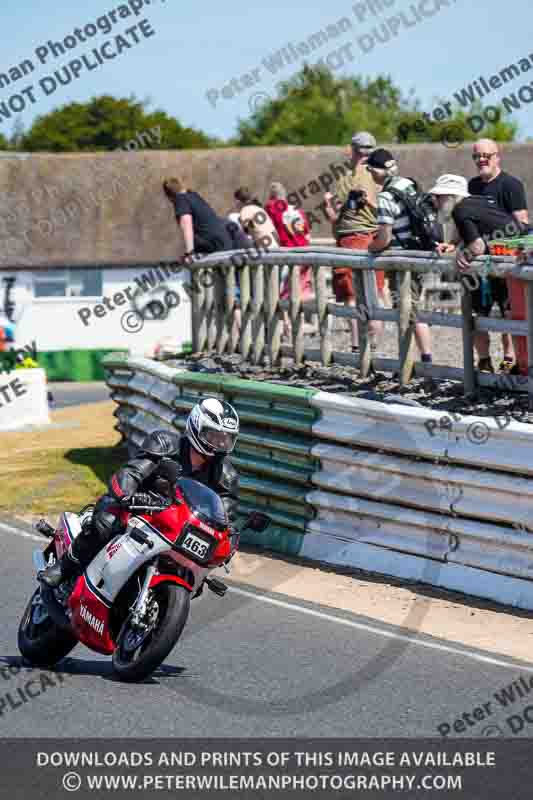 Vintage motorcycle club;eventdigitalimages;mallory park;mallory park trackday photographs;no limits trackdays;peter wileman photography;trackday digital images;trackday photos;vmcc festival 1000 bikes photographs